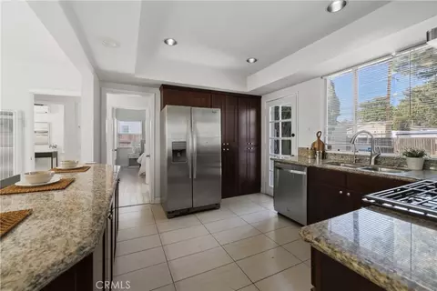 Kitchen - 2860 Daisy Ave, Long Beach, CA 90806 photo 3 of 6