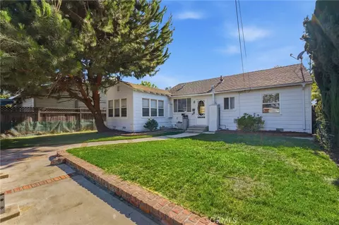 Exterior - 2860 Daisy Ave, Long Beach, CA 90806 photo 5 of 6