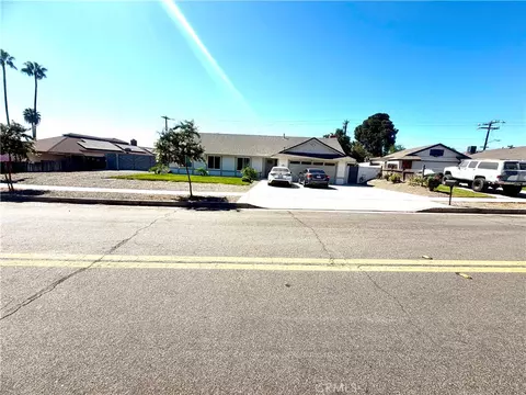 1432 Terrace, Rialto, CA 92376 photo 3