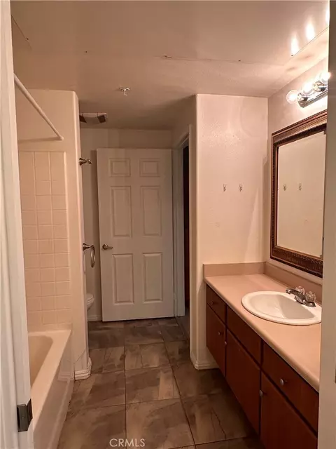 Bath - 31221 Taylor, Temecula, CA 92592 photo 8 of 8