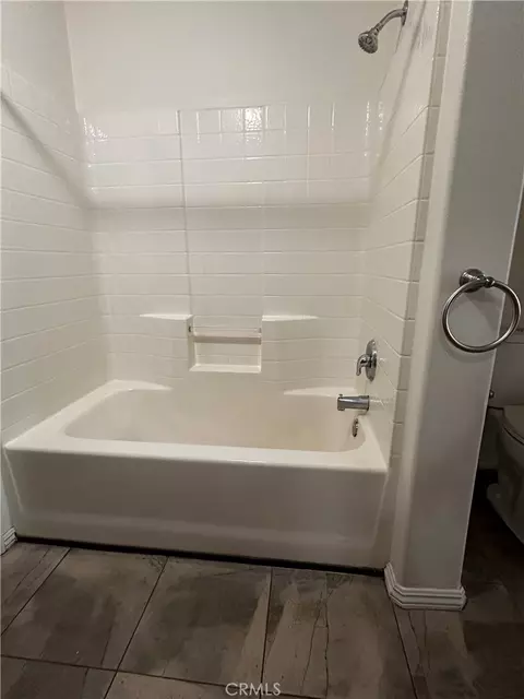 Bath - 31221 Taylor, Temecula, CA 92592 photo 6 of 8