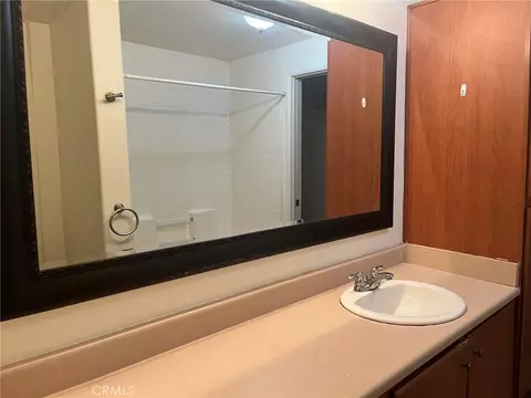 Bath - 31221 Taylor, Temecula, CA 92592 photo 7 of 8