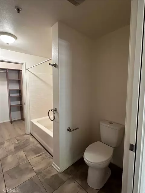 Bath - 31221 Taylor, Temecula, CA 92592 photo 4 of 8