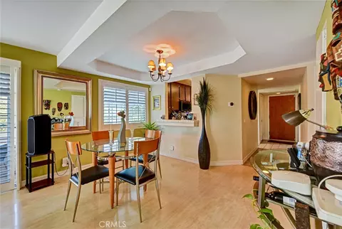 535 W 4th #201, Long Beach, CA 90802