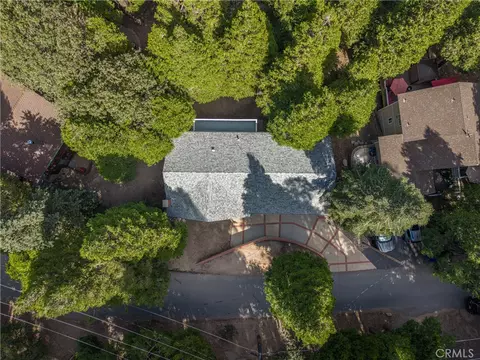 View/Area - 1163 Jungfrau, Crestline, CA 92325 photo 1 of 5