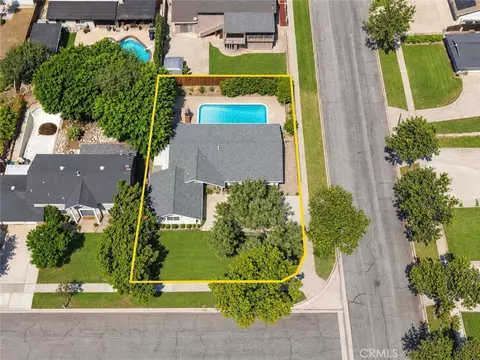 View/Area - 1215 Dickenson, Upland, CA 91786 photo 3 of 5