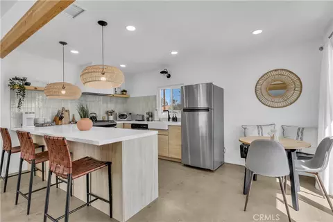 Kitchen - 61550 Sunburst Dr, Joshua Tree, CA 92252 photo 3 of 3