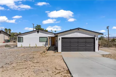 Exterior - 61550 Sunburst Dr, Joshua Tree, CA 92252 photo 2 of 6