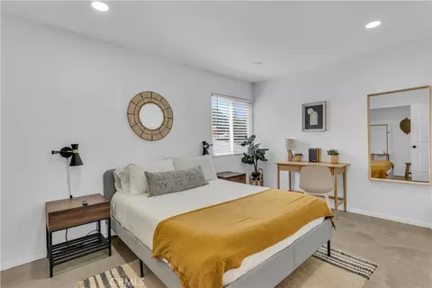 Bedroom - 61550 Sunburst Dr, Joshua Tree, CA 92252 photo 4 of 4