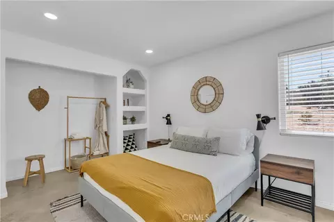Bedroom - 61550 Sunburst Dr, Joshua Tree, CA 92252 photo 3 of 4