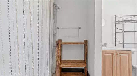 Bath - 2171 Santa Fe, Long Beach, CA 90810 photo 6 of 6