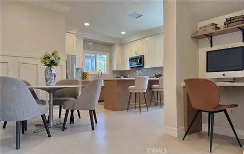 Entry Way - 5713 E Wardlow, Long Beach, CA 90808 photo 1 of 7