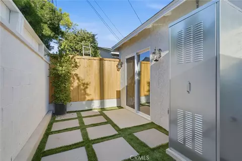 Exterior - 5713 E Wardlow, Long Beach, CA 90808 photo 14 of 20
