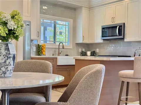 Kitchen - 5713 E Wardlow, Long Beach, CA 90808 photo 1 of 11