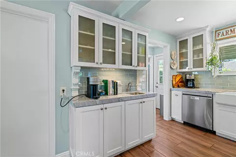 Kitchen - 971 E Wanamaker Dr, Covina, CA 91724 photo 4 of 5