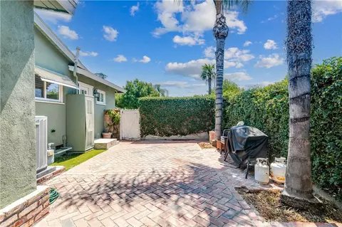 Exterior - 971 E Wanamaker Dr, Covina, CA 91724 photo 8 of 9