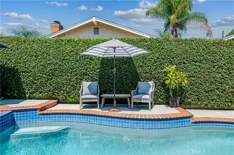 Exterior - 971 E Wanamaker Dr, Covina, CA 91724 photo 7 of 9