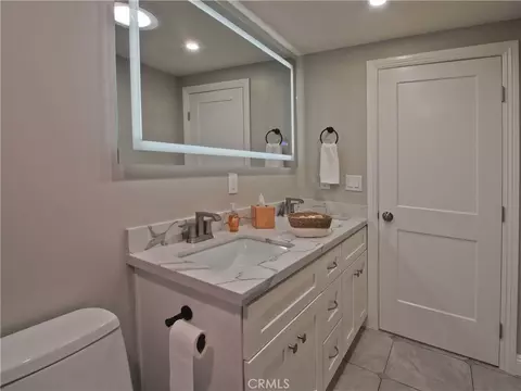 Bath - 313 Stardust, Placentia, CA 92870 photo 3 of 6