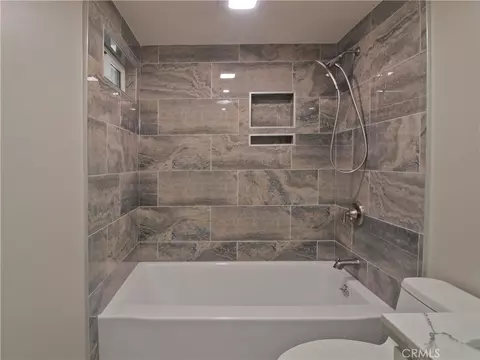 Bath - 313 Stardust, Placentia, CA 92870 photo 2 of 6