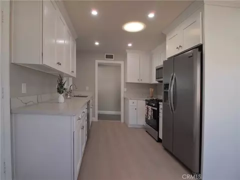 Kitchen - 313 Stardust, Placentia, CA 92870 photo 2 of 4