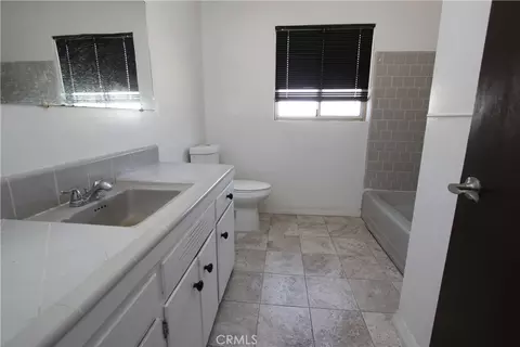 Bath - 1831 E Appleton, Long Beach, CA 90802 photo 1 of 1