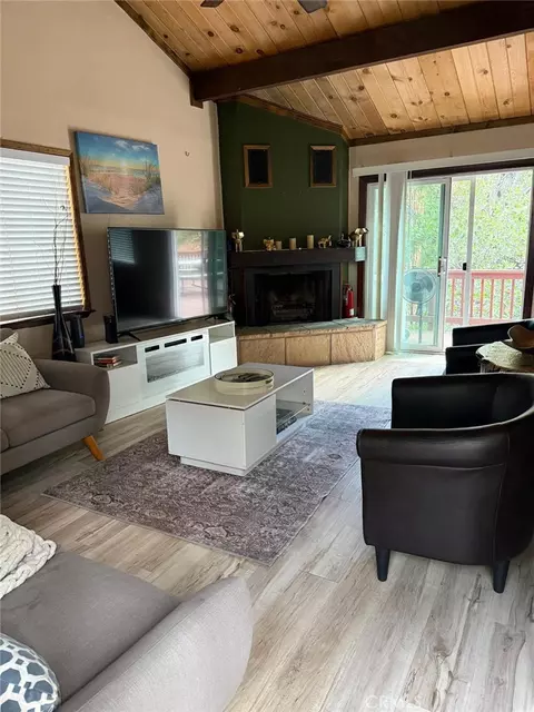 Living - 1260 Minton Dr, Big Bear City, CA 92314 photo 2 of 2