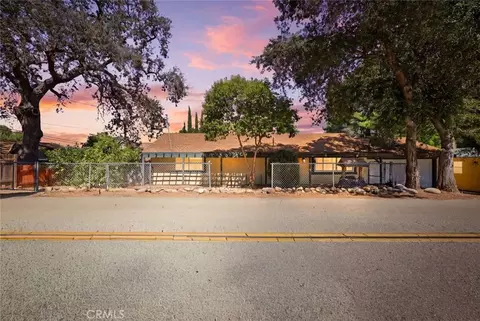 Exterior - 826 Katherine Rd, Simi Valley, CA 93063 photo 2 of 7