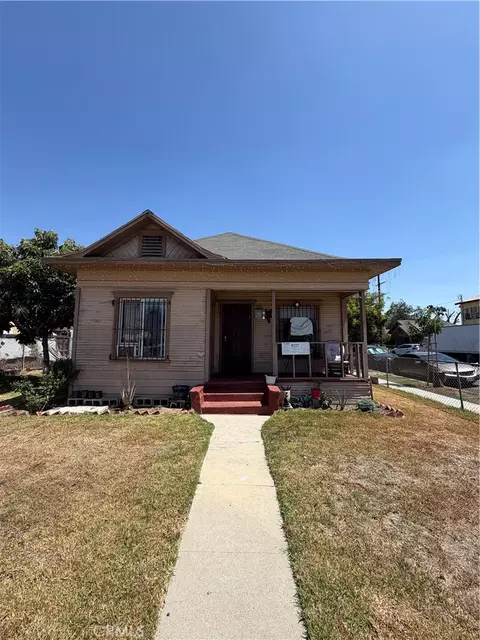 5526 Compton Ave, Los Angeles, CA 90011