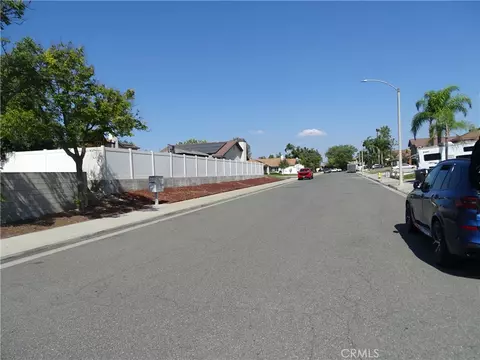 Exterior - 20311 Edmund Rd, Riverside, CA 92508 photo 4 of 4