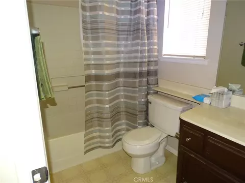 Bath - 20311 Edmund Rd, Riverside, CA 92508 photo 4 of 4
