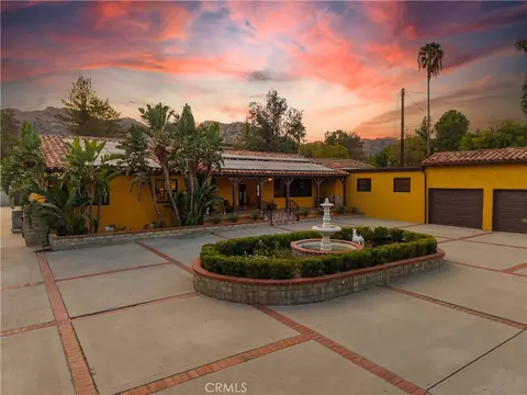 9957 Shoup Ave, Chatsworth, CA 91311