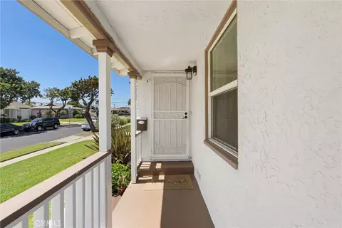 Exterior - 1513 W 138th, Compton, CA 90222 photo 2 of 5