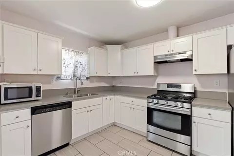 Kitchen - 1513 W 138th, Compton, CA 90222 photo 1 of 1