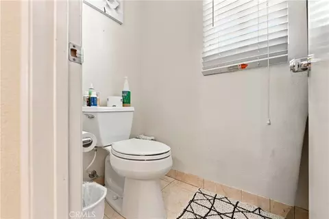 Bath - 36933 Cadmia Ct, Palmdale, CA 93552 photo 5 of 5