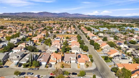 View/Area - 36933 Cadmia Ct, Palmdale, CA 93552 photo 4 of 5