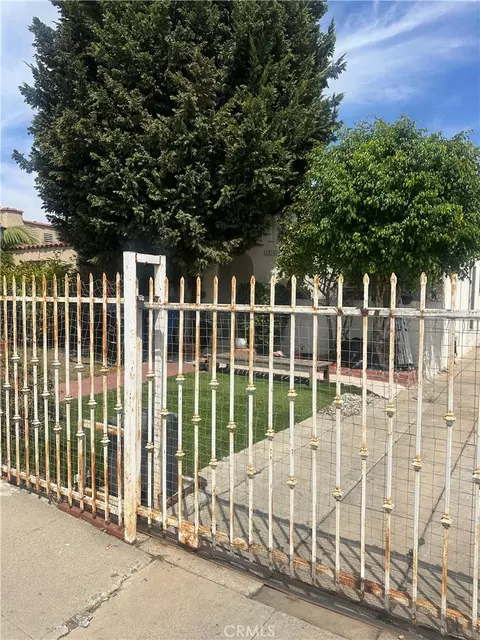 6534 4th, Los Angeles, CA 90043