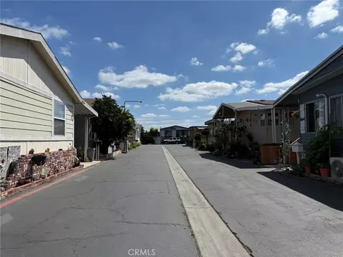 16600 Orange #25, Paramount, CA 90723 photo 2