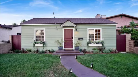 Exterior - 2636 Easy Ave, Long Beach, CA 90810 photo 12 of 16