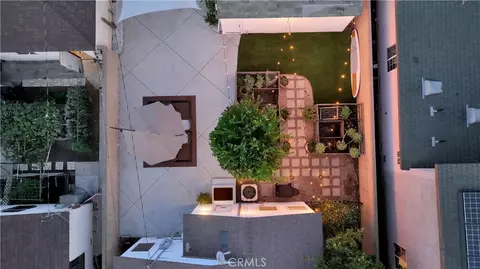 Exterior - 2636 Easy Ave, Long Beach, CA 90810 photo 6 of 16