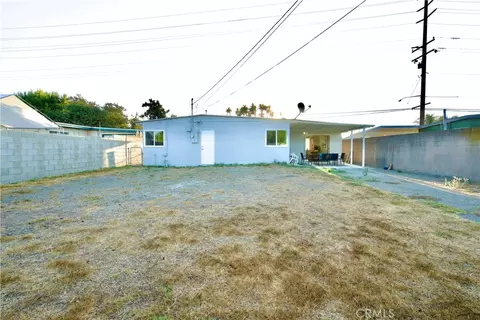Exterior - 13425 Downey Ave, Paramount, CA 90723 photo 3 of 5