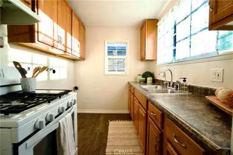 Kitchen - 13425 Downey Ave, Paramount, CA 90723 photo 1 of 4