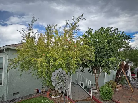 Exterior - 3929 E 56th St, Maywood, CA 90270 photo 7 of 21