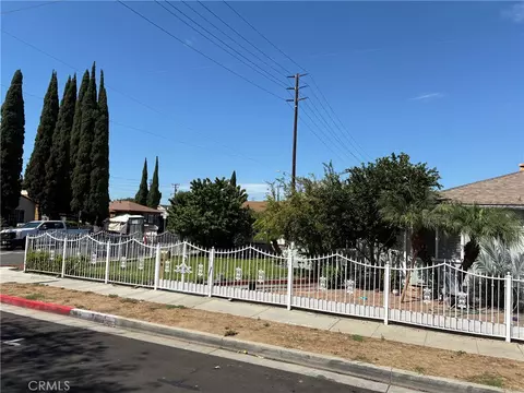 Exterior - 3929 E 56th St, Maywood, CA 90270 photo 15 of 21