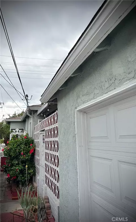 Exterior - 3929 E 56th St, Maywood, CA 90270 photo 11 of 21