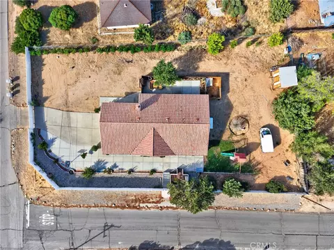 View/Area - 18004 Orange, Hesperia, CA 92345 photo 2 of 2