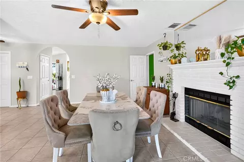 Dining - 18004 Orange, Hesperia, CA 92345 photo 3 of 3