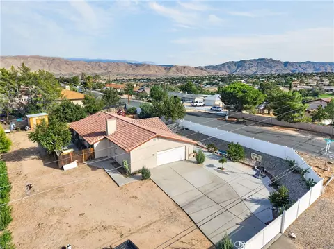 View/Area - 18004 Orange, Hesperia, CA 92345 photo 1 of 2