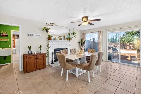 Dining - 18004 Orange, Hesperia, CA 92345 photo 1 of 3