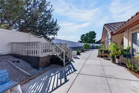 Exterior - 18004 Orange, Hesperia, CA 92345 photo 4 of 10