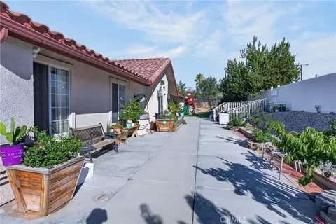 Exterior - 18004 Orange, Hesperia, CA 92345 photo 6 of 10